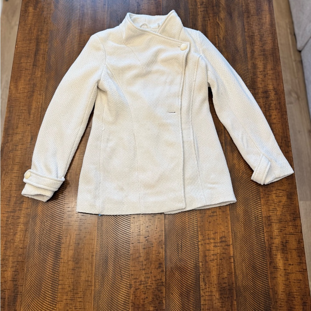 Jessica Simpson Cream Textured Jacket